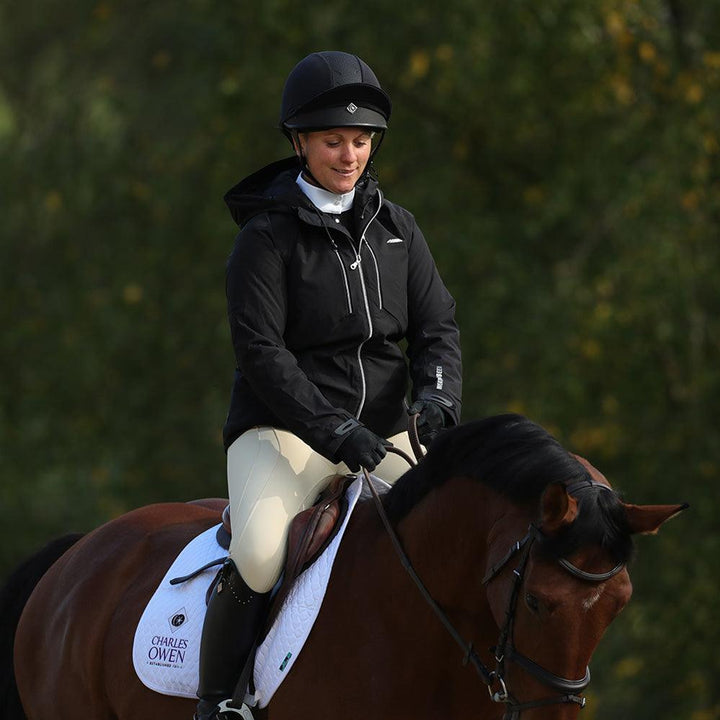 Charles Owen 4 star cross country skull Helm