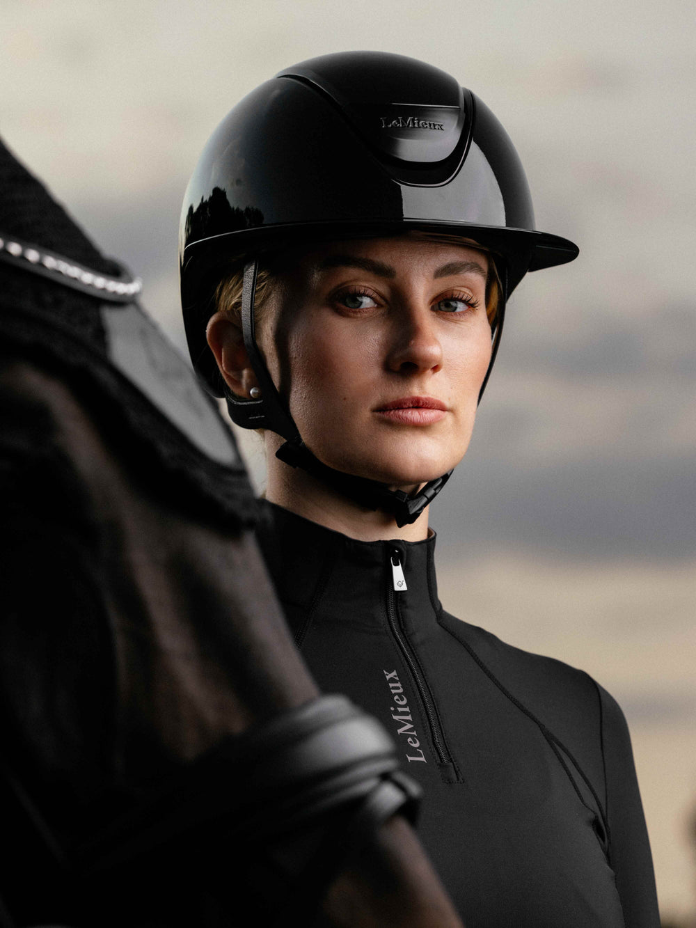 Casque de compétition LeMieux Verv® Noir brillant